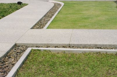 Landscape Curbing Replacement
